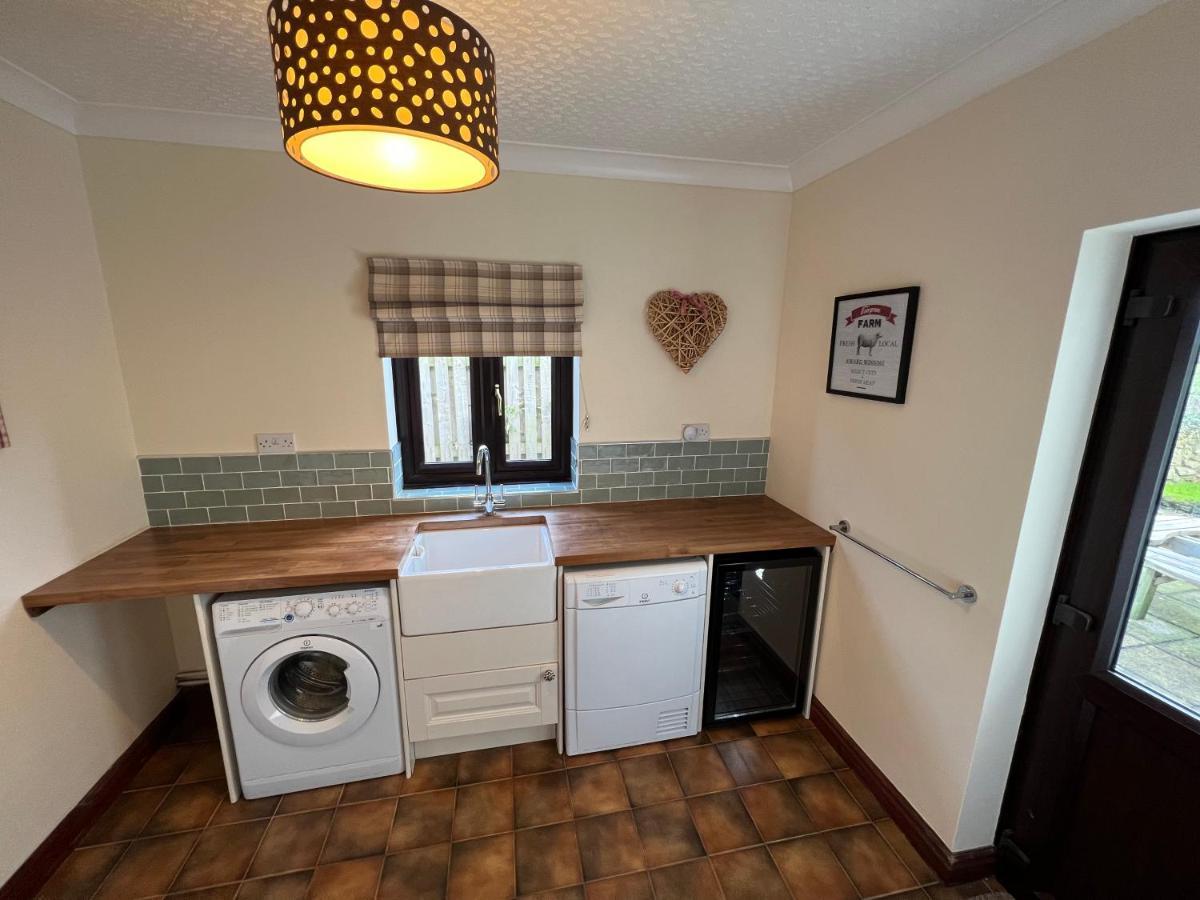 4 Bedroom Detached Farmhouse Mountain Views Beaumaris Bagian luar foto