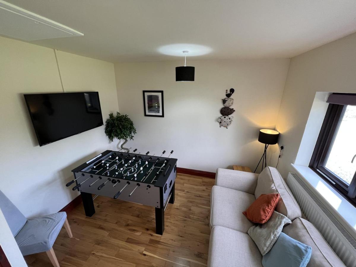 4 Bedroom Detached Farmhouse Mountain Views Beaumaris Bagian luar foto