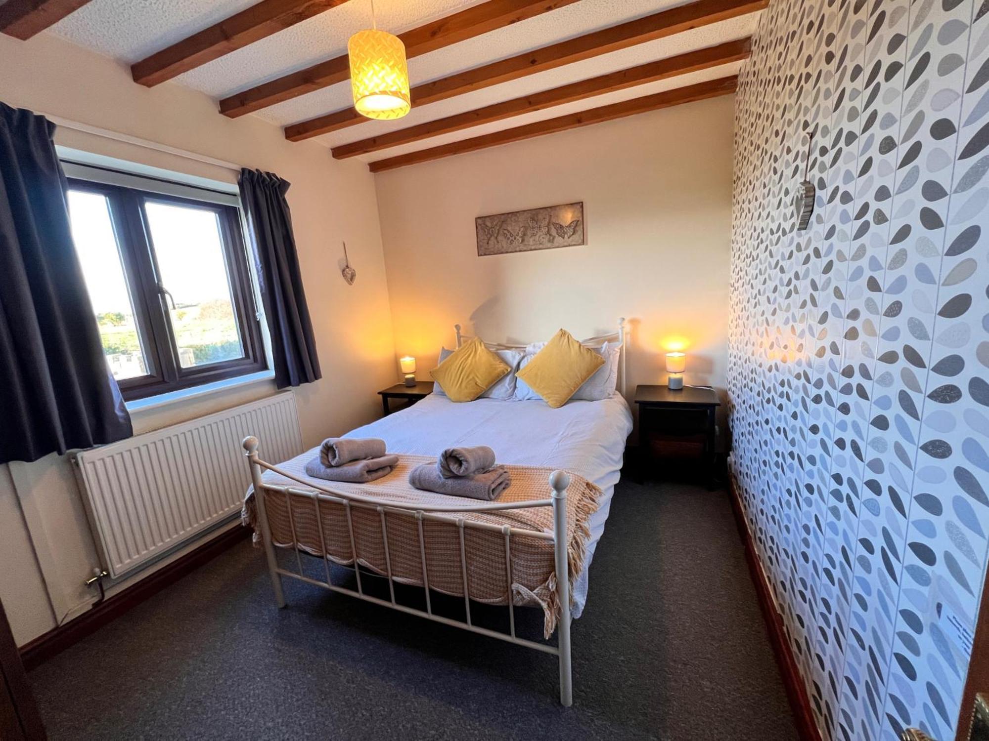 4 Bedroom Detached Farmhouse Mountain Views Beaumaris Bagian luar foto